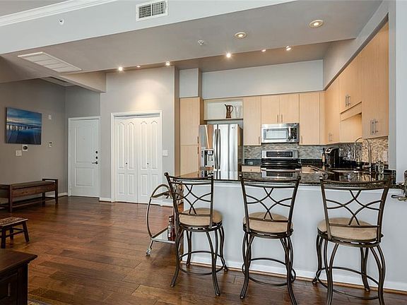 3rd image of 3225 Turtle Creek Blvd APT 1419