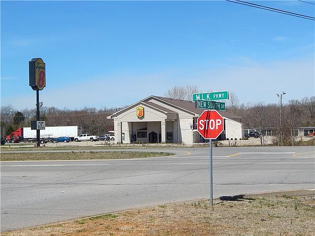 2nd image of 1021 Highway 76