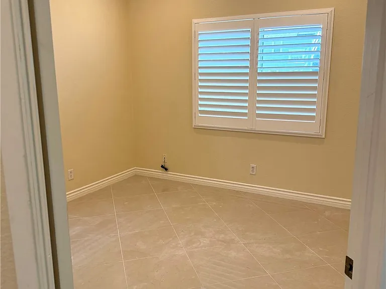 115 Citrus Ranch Rd — Photo 12