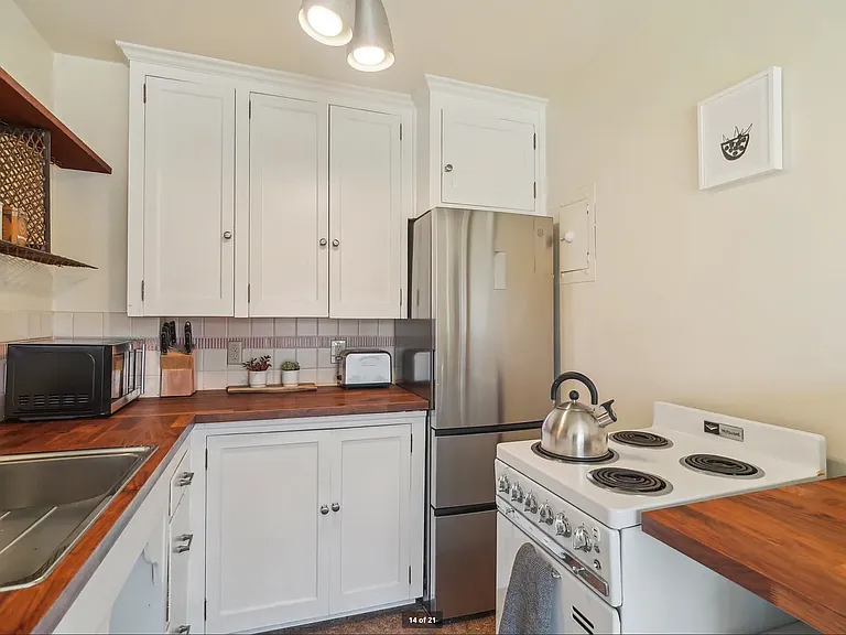 519 W Roy St #309 — Photo 14