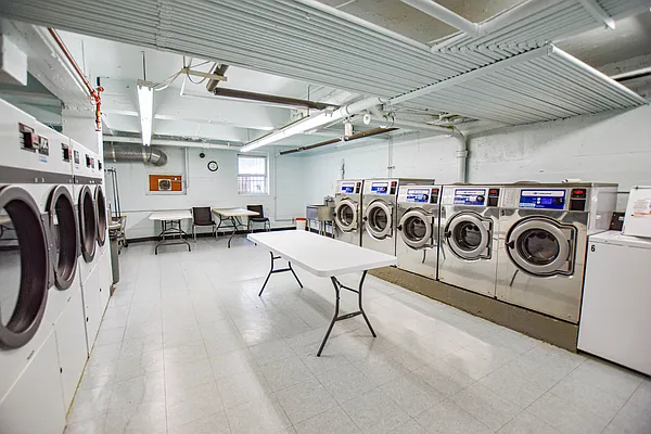 Sold by Remax Edge | media 36