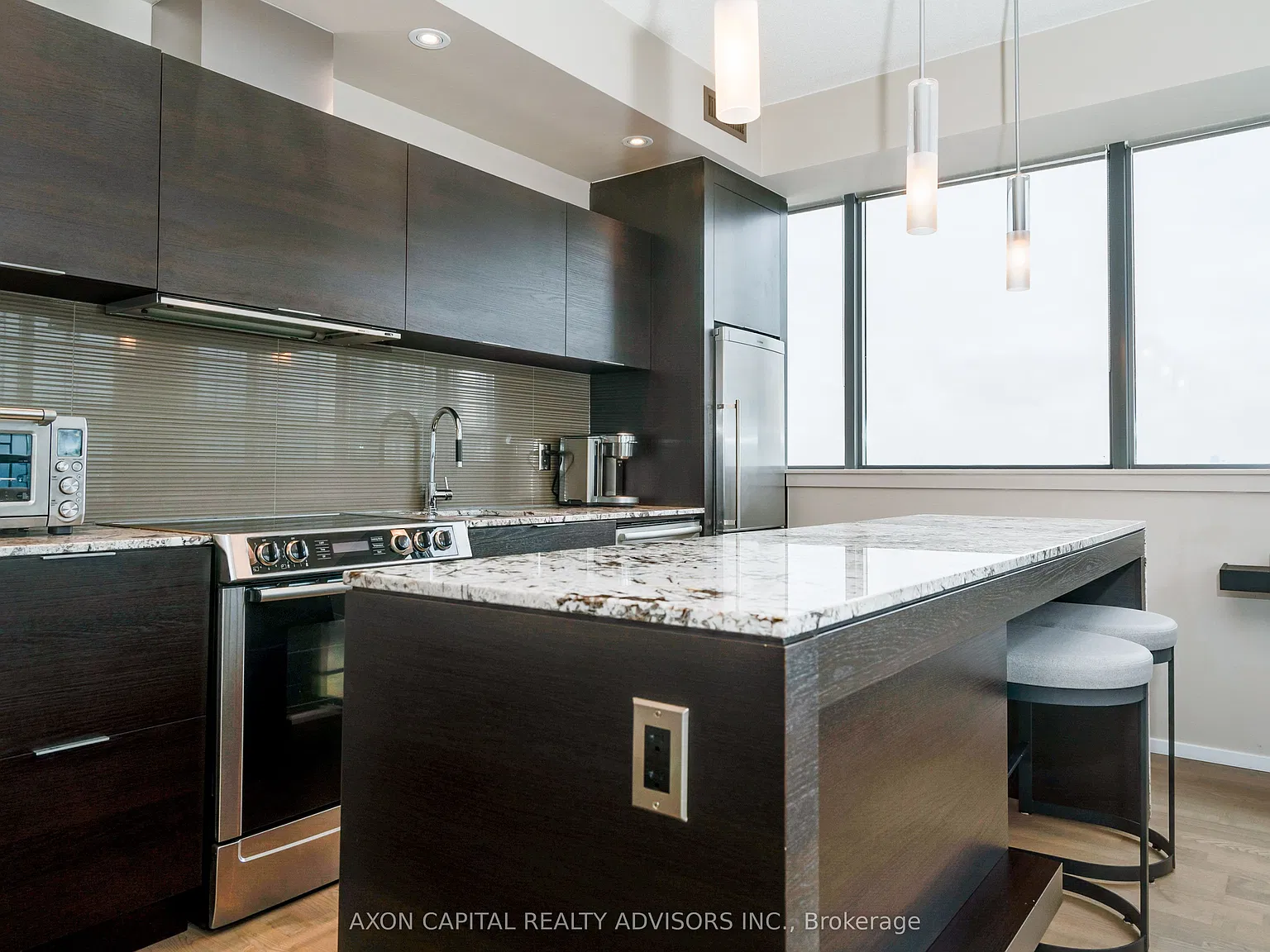 2 bed, $4,950 — Photo 4