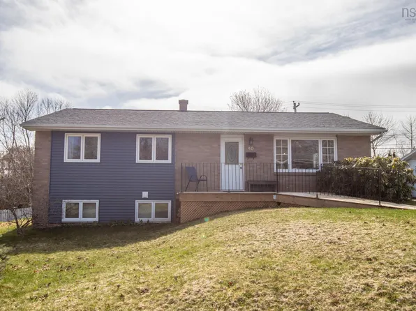 40 Aspen Way Cres, Halifax, NS B2V 1H8