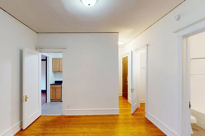 5474-5480 S. Hyde Park Boulevard — Photo 60