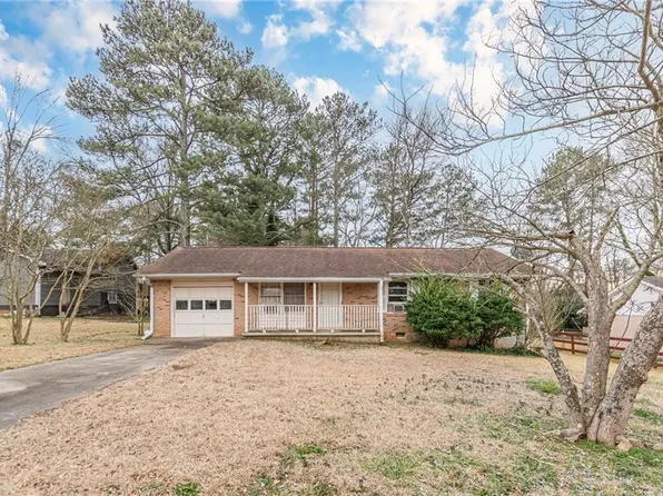 301 Lady Agatha Ct, Jonesboro, GA 30236