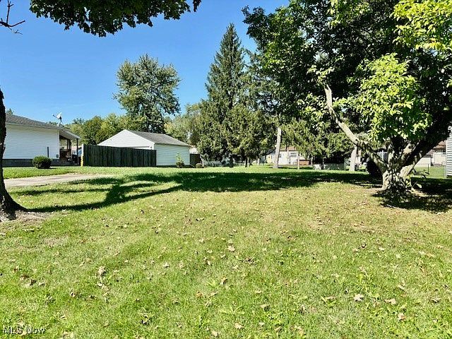 1st image of 4057 Adrian Dr SE