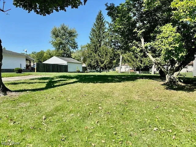 4057 Adrian Dr SE photo 1
