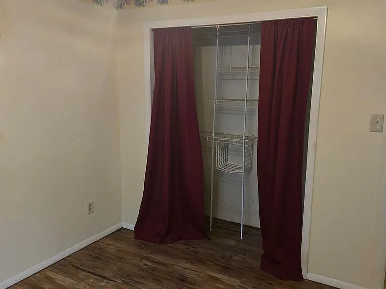 1301 Cobblestone Ct — Photo 15