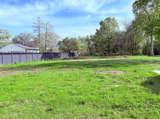 8966 Hill Dr, Baton Rouge, LA 70809