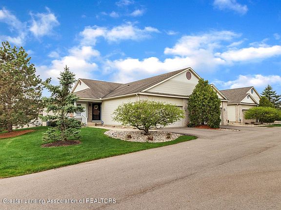 2nd image of 1707 Willow Creek Dr
