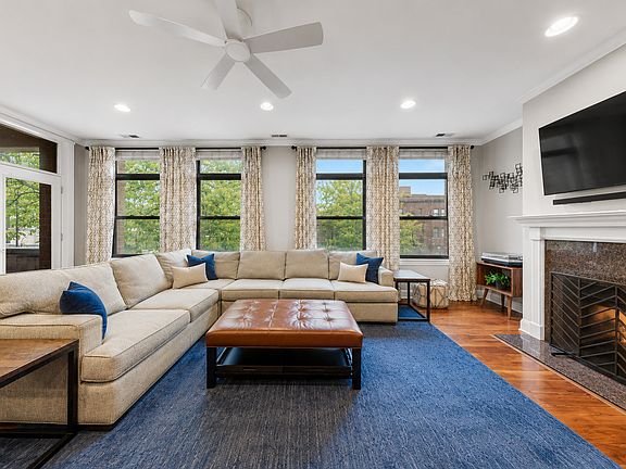 2nd image of 1908 W Irving Park Rd APT 201