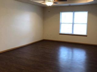 645 Eastmont Rd, Lebanon, MO 65536