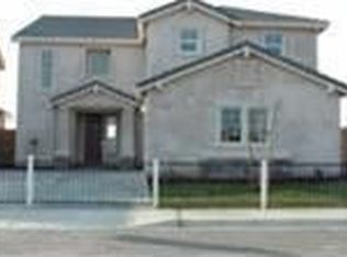 556 Joya Dr, Madera, CA 93637