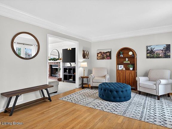 3rd image of 1264 Royal Ave