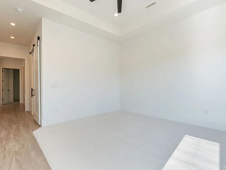 169 E Terrace Ln — Photo 20