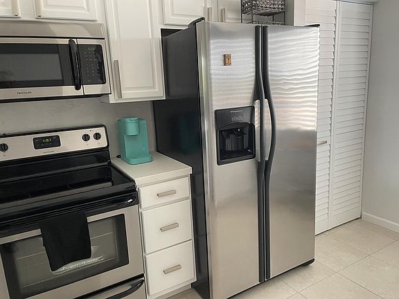 3rd image of 6241 Pointe Regal Circle #406
