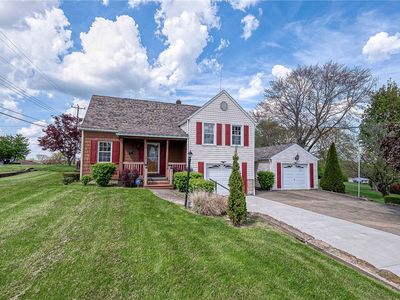 2112 Clayton Rd, Beaver Falls, PA, 15010