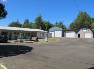 58605 Fairview Rd, Coquille, OR 97423