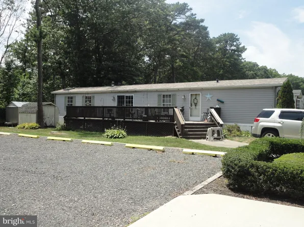 443 S 6th Ave Trlr 102, Galloway, NJ 08205