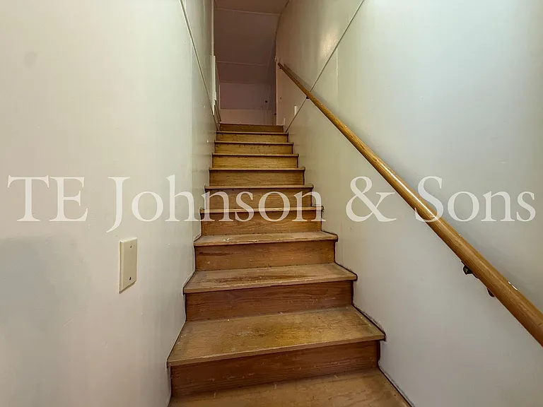 5535 Robinhood Rd — Photo 31