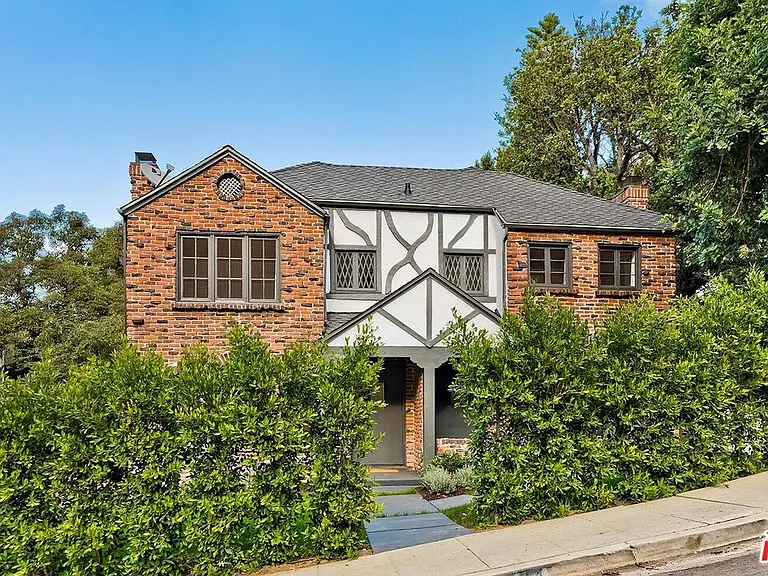 3486 Oak Glen Dr — Photo 1