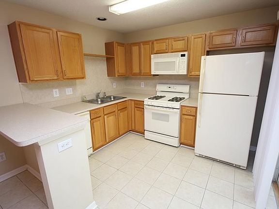 5th image of 14912 Deer Meadow Dr