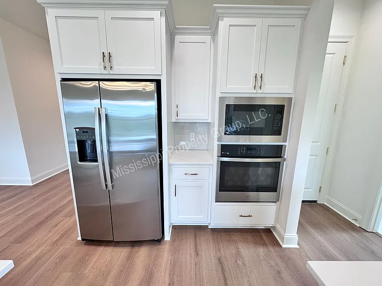 721 Primrose Dr — Photo 11