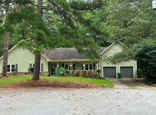 5198 Avanti Ct, Stone Mountain, GA 30088