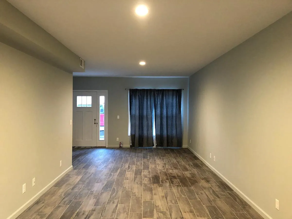 1407 Poplar Street Bld. 6 - 605 — Photo 1
