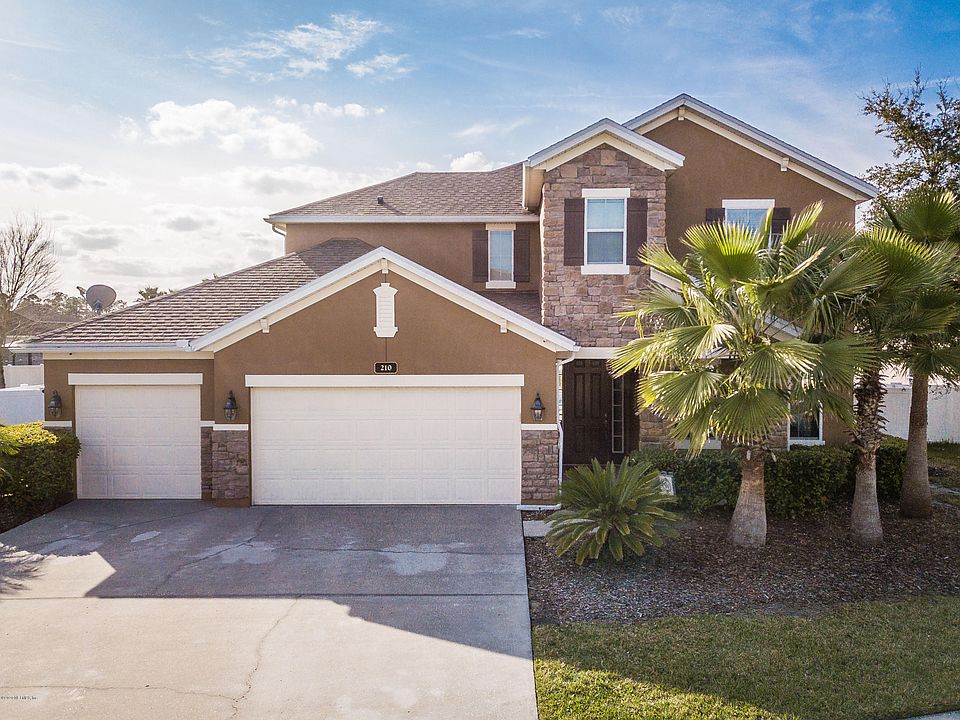 1st image of 210 S Field Crest Dr