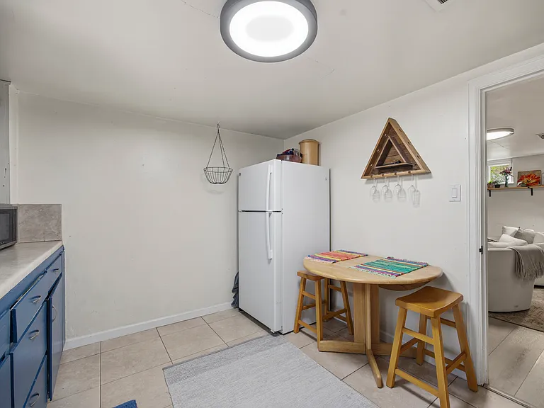 817 1/2 Mathews St #1/2 — Photo 9