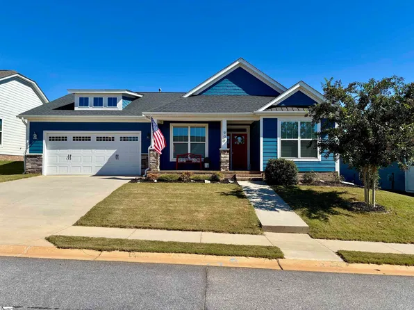909 Novelty Dr, Greer, SC 29651