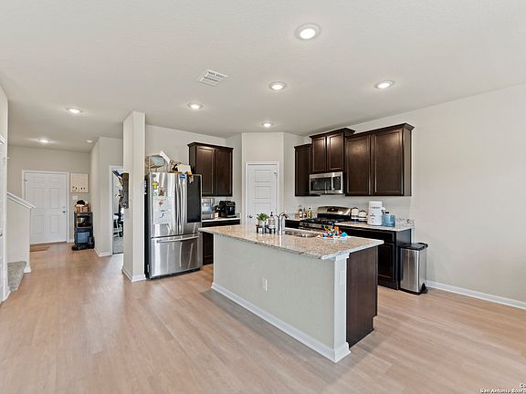 4th image of 13419 Sendero Roble