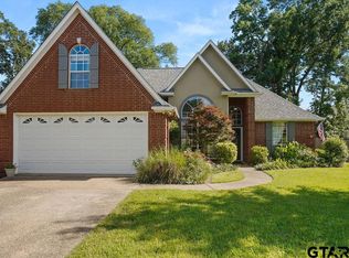 502 Northcreek Dr, Chandler, TX 75758