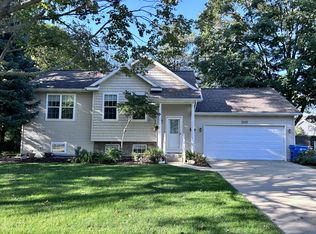 1209 Floral St, Holland, MI 49423