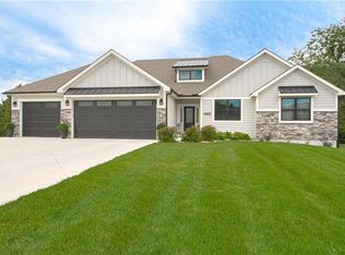 13402 Oakbrook Dr, Kearney, MO 64060