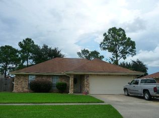 606 Pendleton Dr, Houma, LA 70360