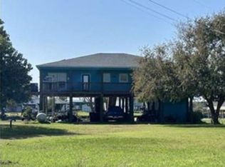 814 County Road 298, Sargent, TX 77414