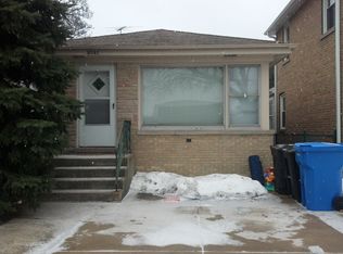 5945 W Touhy Ave #3, Chicago, IL