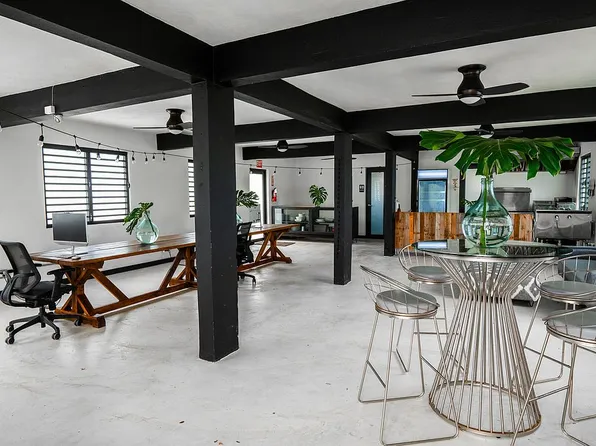 205 Calle Girasol, Isabela, PR 00662