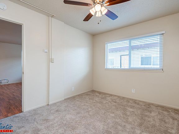 4th image of 1088 Roewill Dr APT 8