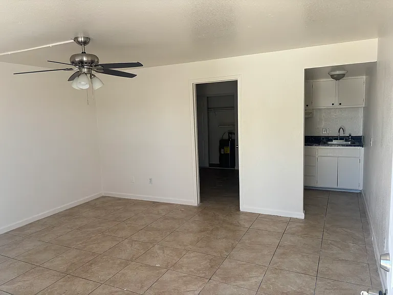 1629 Turquoise Rd #C — Photo 2