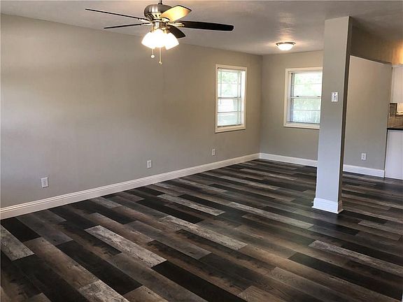3rd image of 5545 Wheaton Dr