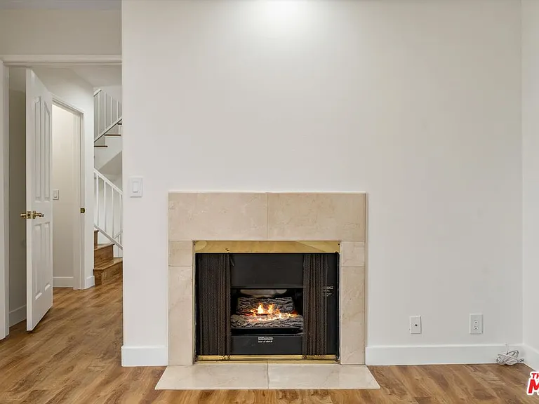 1338 Yale St #C — Photo 30