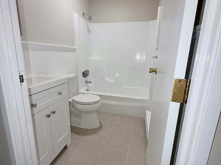 21 Chapel Hill Dr #11 — Photo 11