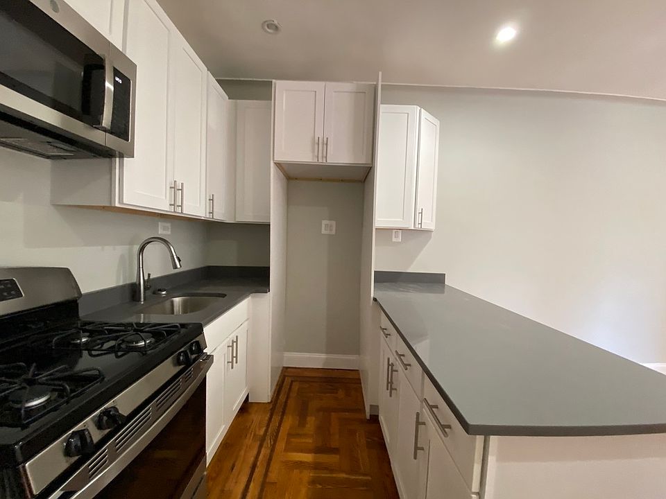 1st image of 80-15 Grenfell St #22D