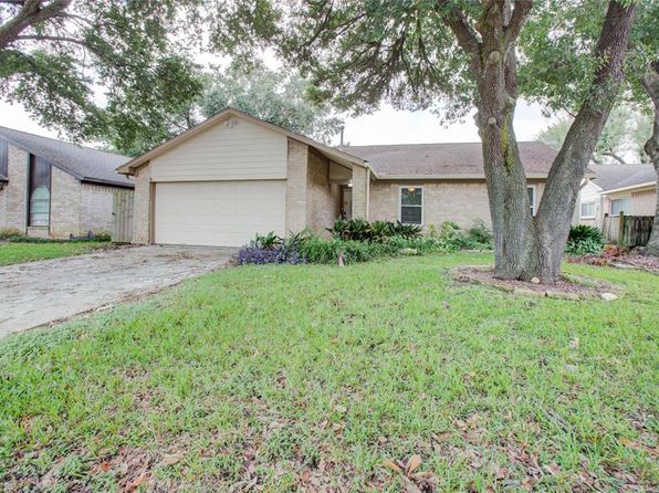 2103 Goodwin Dr