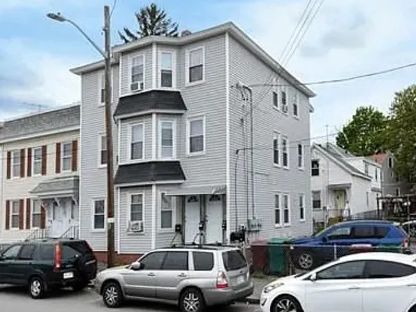 973 Central St #3, Lowell, MA 01852