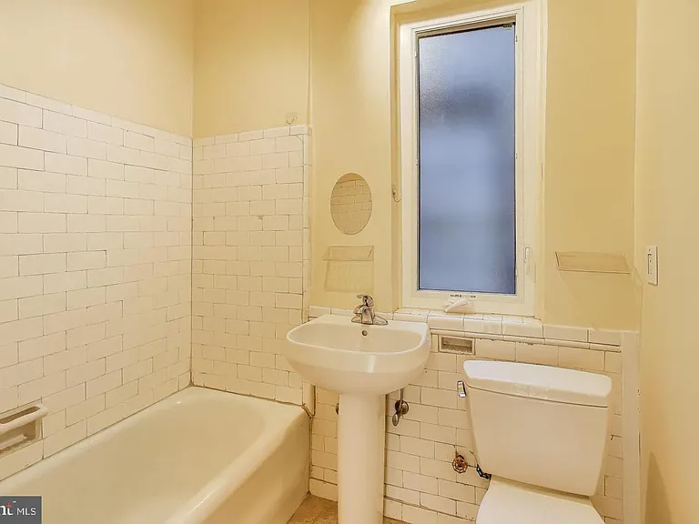 3600 Connecticut Ave NW #405 — Photo 22