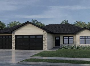 1908 Vintage Hill Dr, Wayne, NE 68787